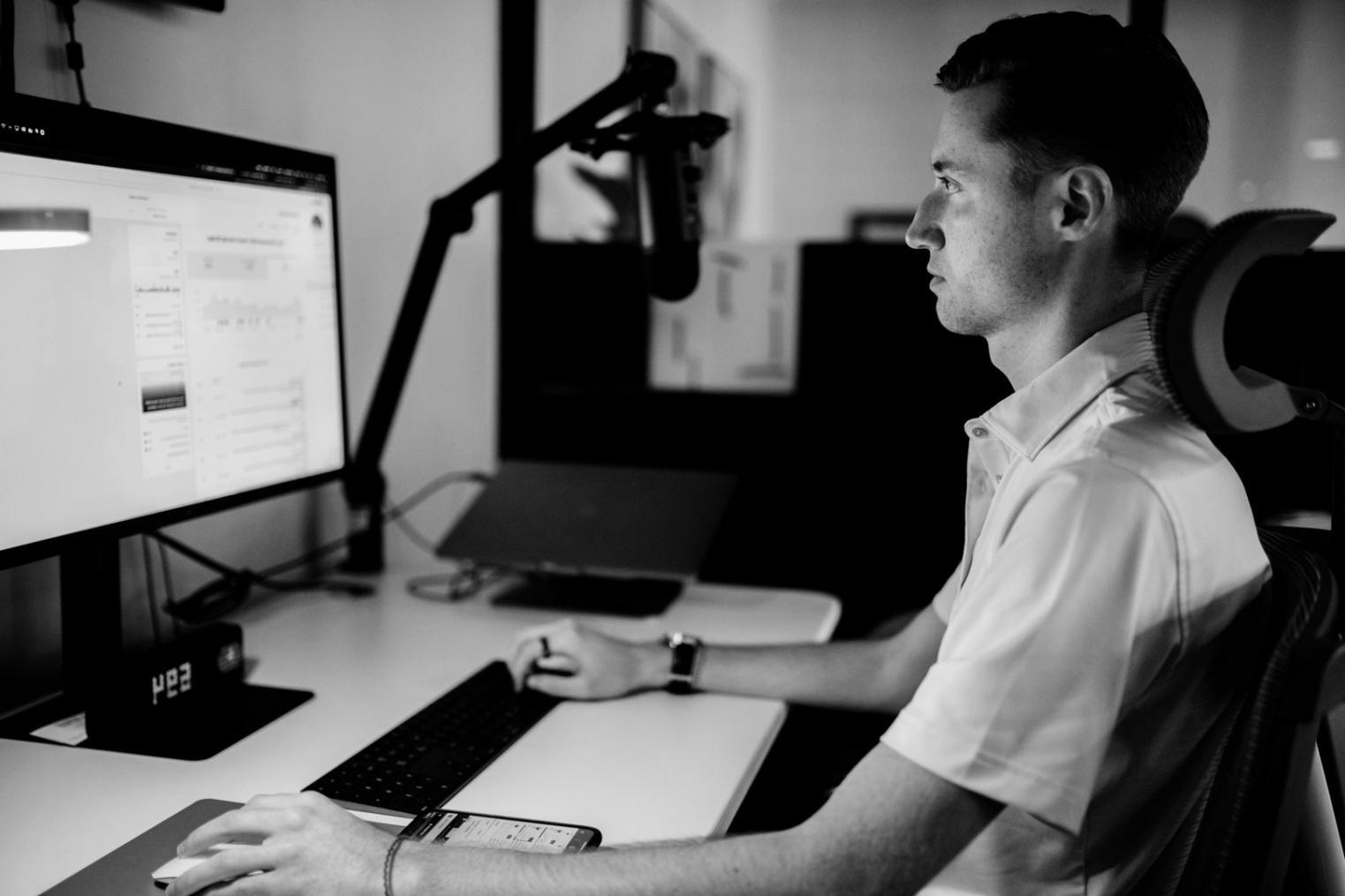 Budget tracking system showing monthly expense categories